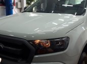 Xe cũ Ford Ranger 2.2 AT sản xuất năm 2017, màu trắng