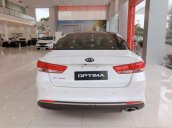 Cần bán Kia Optima đời 2018, màu trắng, giá chỉ 789 triệu