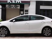 Cần bán xe Kia Cerato 1.6 AT đời 2016, màu trắng