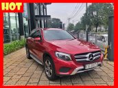 Bán xe Mercedes GLC250 đỏ 2017 chính hãng, chỉ với 650 triệu nhận xe ngay