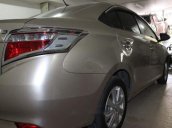 Cần bán lại xe Toyota Vios sản xuất 2017, màu bạc