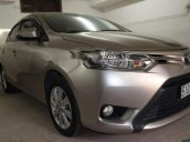 Cần bán lại xe Toyota Vios sản xuất 2017, màu bạc