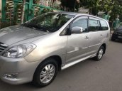 Cần bán Toyota Innova G MT 2010, màu bạc