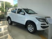 Chevrolet Trailblazer nhập khẩu MT, 4x2, màu trắng, ưu đãi lên tới 50 triệu, hỗ trợ vay trả góp, thủ tục nhanh gọn