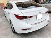 Bán Mazda 3 1.5 AT đời 2016, màu trắng xe gia đình, giá tốt