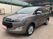 Cần tiền bán Innova sx 2016, phom mới 2017, số sàn, màu xám bạc