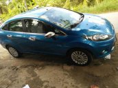 Bán chiếc xe Ford Fiesta số tự động, máy 1,6 không hao xăng nhưng chạy rất vọt và đầm chắc