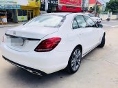 Cần bán lại xe Mercedes 250 AMG năm sản xuất 2017, màu trắng