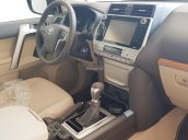 Bán xe Toyota Land Cruiser Prado VX năm sản xuất 2018, màu nâu mới 100%