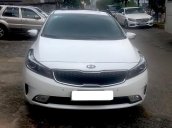 Bán xe Kia Cerato 2.0 AT, Sx và đăng ký 09/2017, chạy 4.000 km, màu trắng