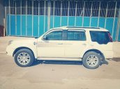 Bán ô tô Ford Everest sản xuất 2013, màu trắng, 620tr