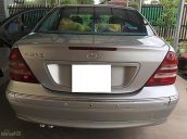 Bán Mercedes C280 Avantgarde năm sản xuất 2005, màu bạc xe gia đình, giá 265tr