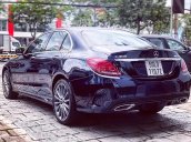 Bán Mercedes C300 AMG 2017, màu xanh lam đẹp như mới