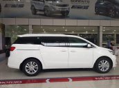 Kia Cầu Diễn tặng gói phụ kiện tùy chọn 30 triệu cho Sedona máy xăng 2018, tặng 01 năm bảo hiểm thân vỏ