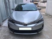 Cần bán gấp xe Toyota Corolla Altis 1.8E màu bạc, số tự động, đời 2017