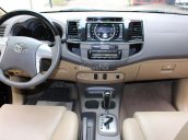 Cần bán ô tô Toyota Fortuner 2.7V năm 2012, chính chủ từ đầu, 705 triệu