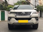 Bán xe Toyota Fortuner 2018, số tự động, máy xăng, màu trắng, nhập khẩu