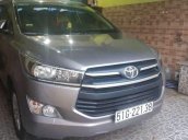 Bán Toyota Innova G đời 2017, màu xám, xe nhập 