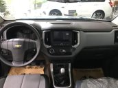 Bán Chevrolet Trailblazer đời 2018, màu trắng, giá tốt