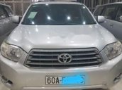 Cần bán Toyota Highlander đời 2007, màu bạc, nhập khẩu, giá chỉ 720 triệu