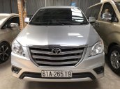 Bán Toyota Innova E 2.0MT màu bạc số sàn, sản xuất 2015, biển tỉnh, lăn bánh 45000km 