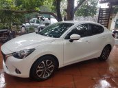 Bán xe Mazda 2 sx 2016 số tự động, màu trắng, zin