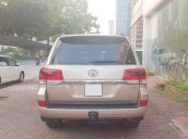 Bán xe Toyota Land Cruiser Vx sản xuất 2016, màu vàng, nhập khẩu như mới