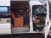 Cần bán xe Ford Transit Limousine năm sản xuất 2016, màu trắng xe gia đình, 645 triệu