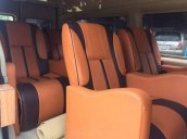 Cần bán xe Ford Transit Limousine năm sản xuất 2016, màu trắng xe gia đình, 645 triệu