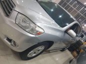 Cần bán Toyota Highlander đời 2007, màu bạc, nhập khẩu, giá chỉ 720 triệu