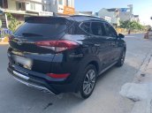 Cần bán lại xe Hyundai Tucson sản xuất năm 2017, màu đen