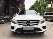 Cần bán gấp Mercedes GLC 300 đời 2017, màu trắng