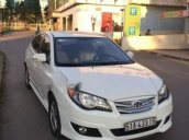 Bán xe Hyundai Avante sản xuất 2012, màu trắng đã đi 79000km