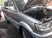 Cần bán gấp Mitsubishi Jolie đăng ký lần đầu 2003, màu vàng, xe gia đình, giá 130tr