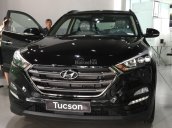 Bán ô tô Hyundai Tucson 2.0AT full xăng đời 2018, màu đen, hỗ trợ ngân hàng 90% giao ngay