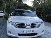 Chính chủ bán Toyota Venza SX 2009, màu trắng, xe nhập