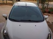 Cần bán lại xe Ford Fiesta AT sản xuất 2012, màu trắng 