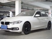 Bán BMW 3 Series 320i, xe mới 99%, mua 11/2015, phiên bản mới nhất 