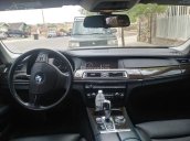 Lên đời cần bán rẻ xe BMW 750li nhập Mỹ, đời 2011 màu đen nhám full option