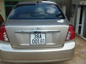 Cần bán xe Daewoo Lacetti sản xuất 2010, màu vàng