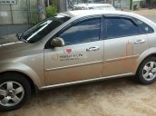 Cần bán xe Daewoo Lacetti sản xuất 2010, màu vàng