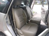 Bán Toyota Innova 2.0V năm sản xuất 2015