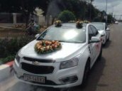 Bán xe Chevrolet Cruze đời 2016, màu trắng, xe đẹp, đồ chơi không thiếu món nào