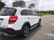 Bán ô tô Chevrolet Captiva Revv năm 2016, màu trắng chính chủ