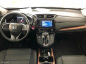 Honda Quận 7 có xe CR V L trắng giao liền, tặng: Full Bh vật chất, phụ kiện toàn xe vay 90%