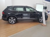 Volkswagen Phạm Văn Đồng bán Volkswagen Tiguan Allspace sản xuất năm 2018 đủ màu, có xe giao ngay, ưu đãi hấp dẫn