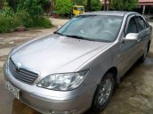 Bán Toyota Camry MT sản xuất năm 2002, xe vừa bảo dưỡng, gầm bệ chắc chắn