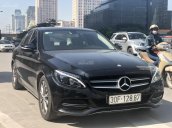 Bán xe Mercedes C200 năm sản xuất 2016 đen, xe nhập