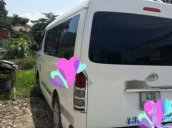 Cần bán Toyota Hiace MT đời 2005, màu trắng, máy dầu