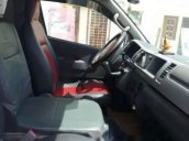 Cần bán Toyota Hiace MT đời 2005, màu trắng, máy dầu